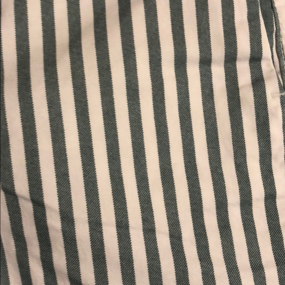 Old Navy Green and White Stripe Shorts - Picture 2 of 6